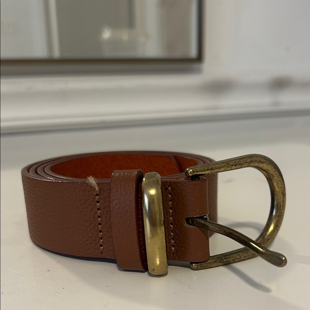 Evereve Tan Leather Belt with Gold Buckle
